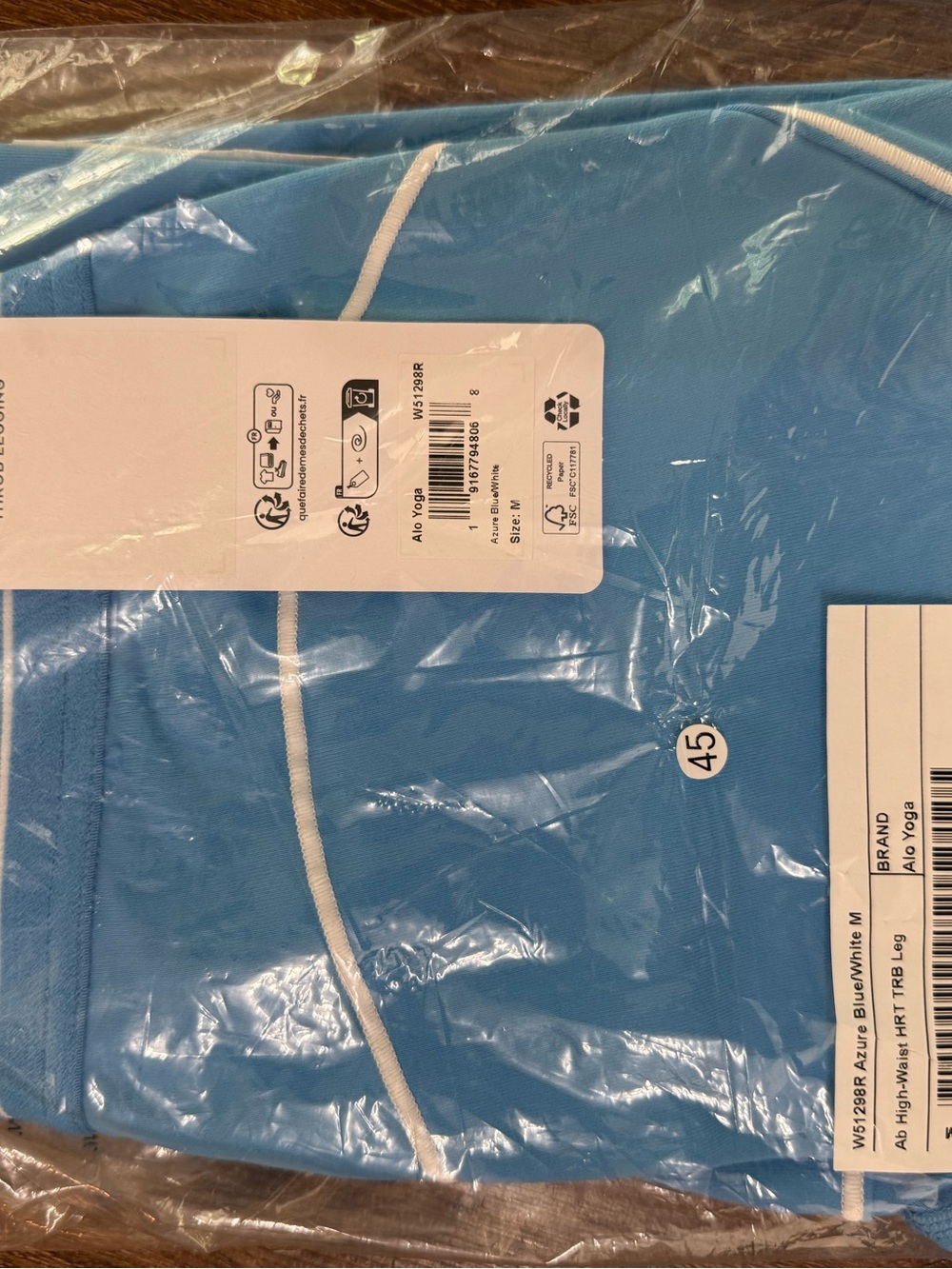 Alo Airbrush High Waist Heart Throb Leggings Azure Blue size Medium NWT - Picture 4 of 4